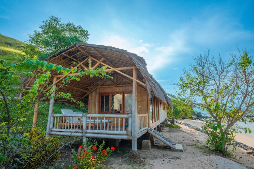 Komodo Resort Sebayur Luaran gambar