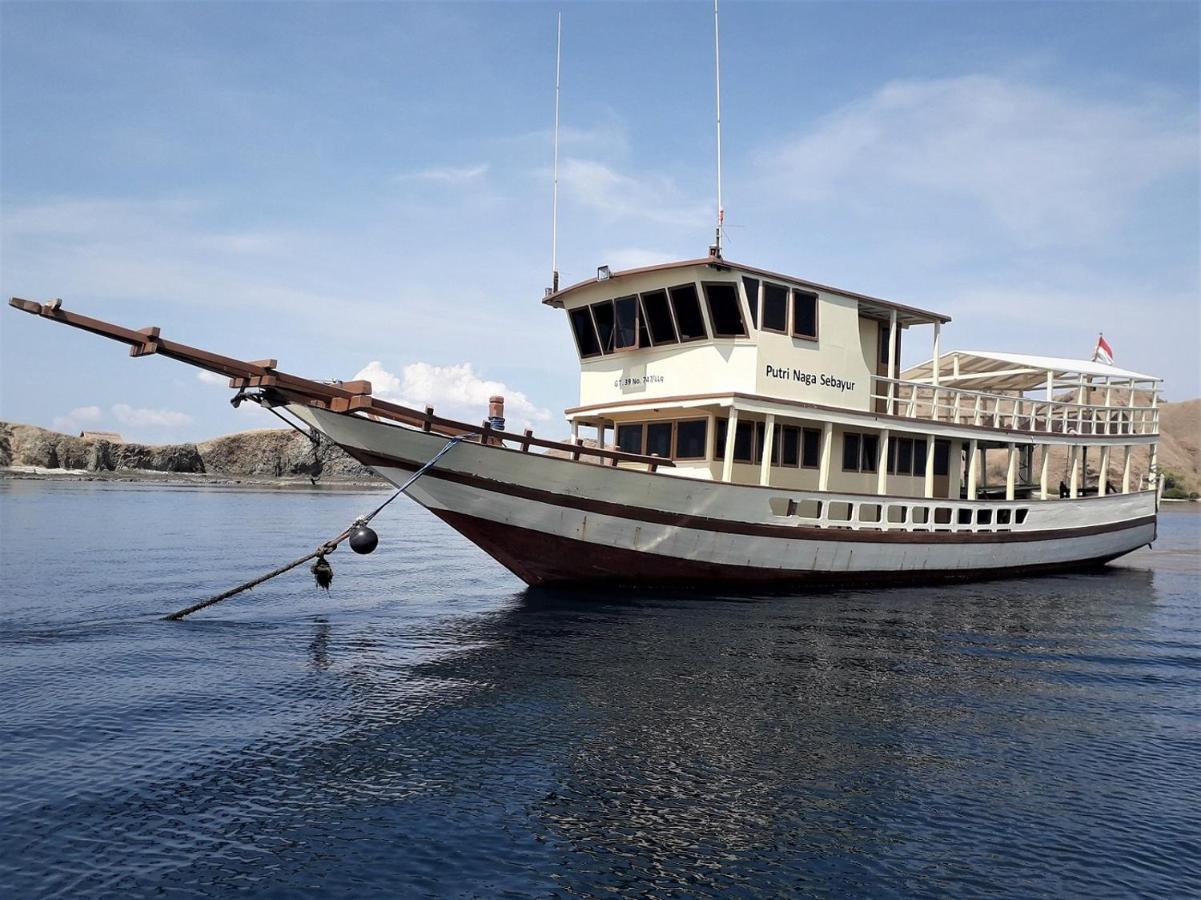 Komodo Resort Sebayur Luaran gambar